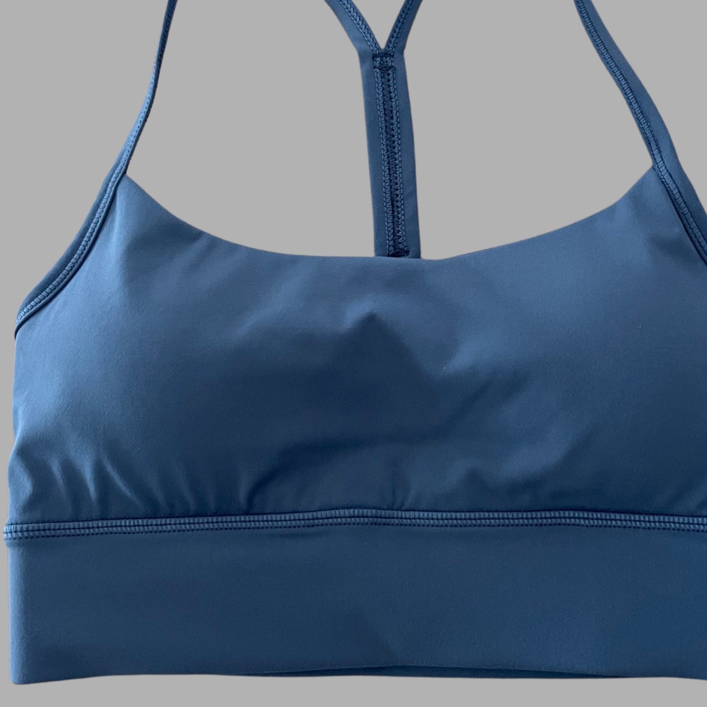 Huelo sports bra